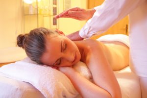 massage for back and neck treatment, pain and chronic pain
